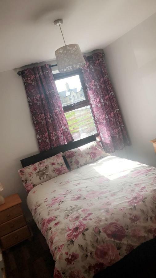 The West House Villa Belmullet ภายนอก รูปภาพ